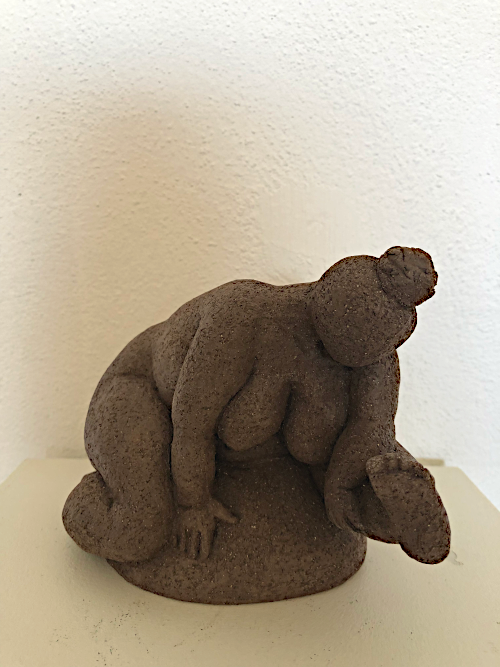 2201
ton gebrannt
h: 18 cm