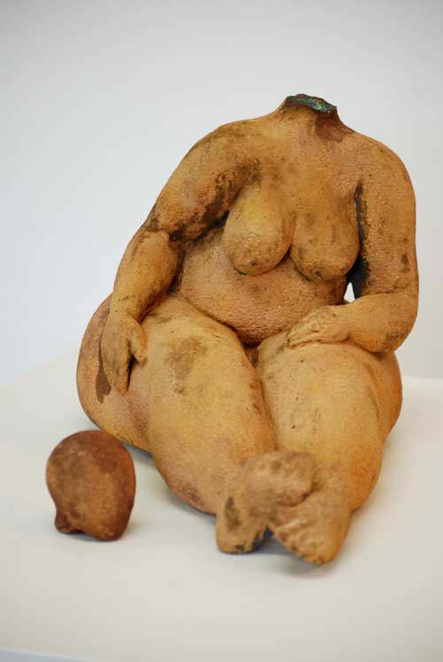 1004
schamottierter ton 
gebrannt, rostpatina